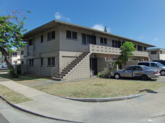 755 Makaleka Ave in Honolulu, HI - Building Photo - Building Photo