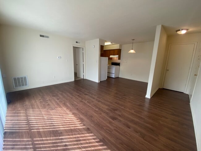 Nottingham in Lynchburg, VA - Building Photo - Building Photo