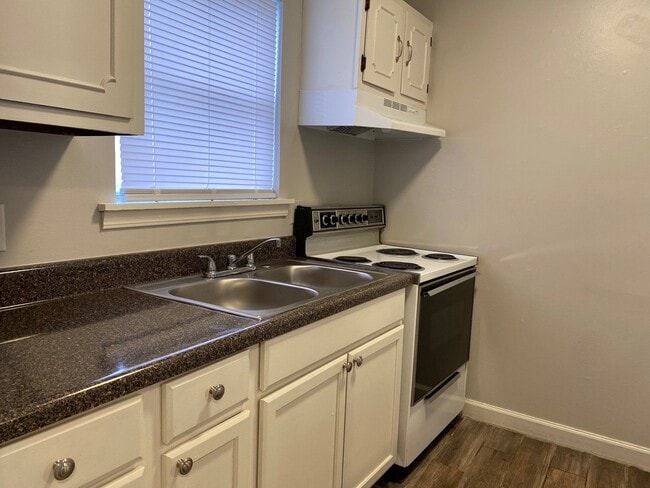864 Old Hickory Blvd in Jackson, TN - Building Photo - Building Photo