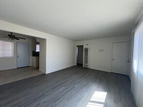 917-919 Carson St in Barstow, CA - Building Photo - Building Photo