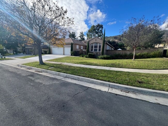 4420 Putting Green Dr in Corona, CA - Building Photo - Building Photo