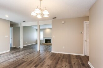 40 Wicklow Cir in Palm Harbor, FL - Building Photo - Building Photo