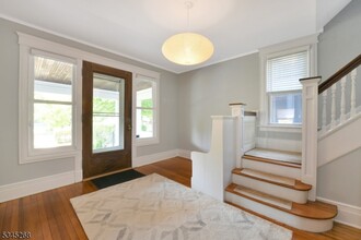 42 Norman Rd in Montclair, NJ - Building Photo - Building Photo