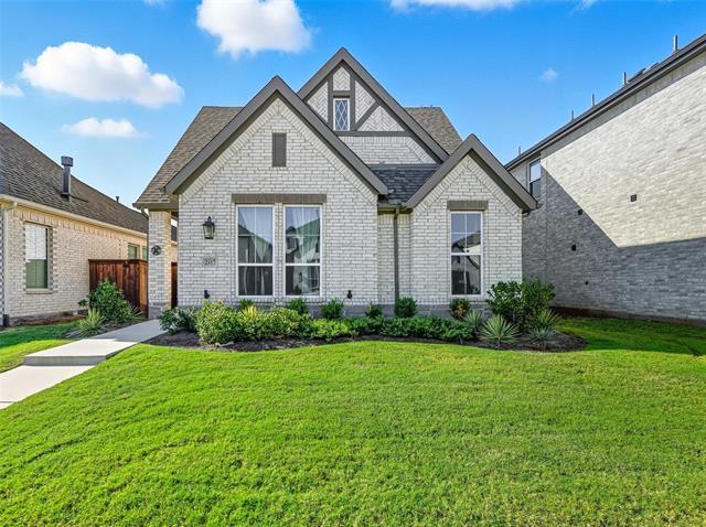 property at 2617 Muirwood Wy