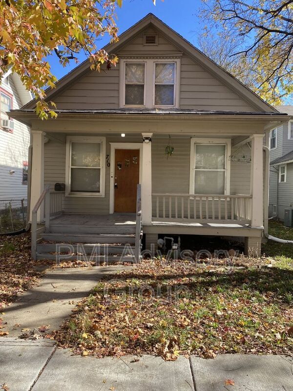 property at 710 SW Jewell Ave