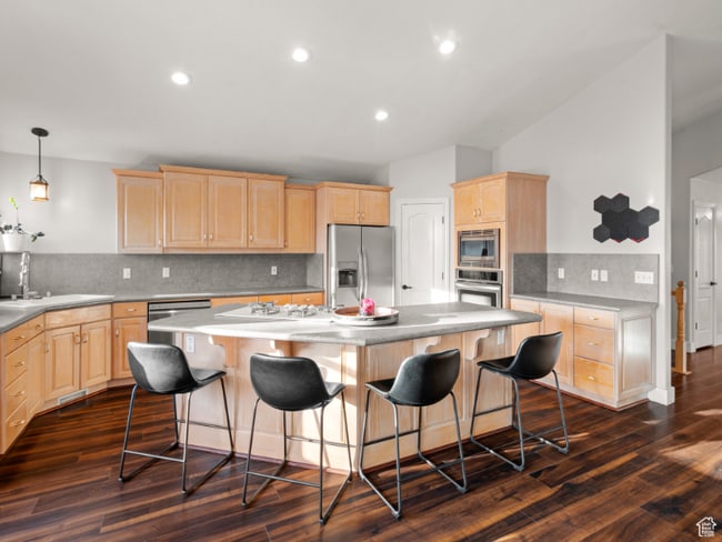 2154 Wasatch Blvd in Sandy, UT - Building Photo - Building Photo