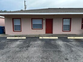 2787 Landover Blvd in Spring Hill, FL - Building Photo