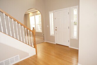 1341 NW Mayfield Rd in Portland, OR - Building Photo - Building Photo