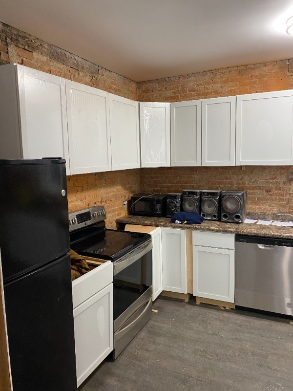 property at 550 S Market St