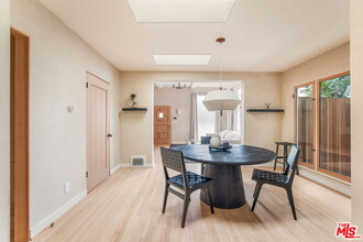 6277 Commodore Sloat Dr in Los Angeles, CA - Building Photo - Building Photo
