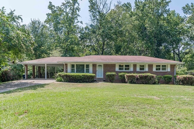 property at 3920 Cliftondale Pl