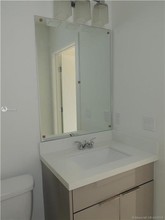 510 foster Rd-Unit -101 in Hallandale Beach, FL - Building Photo - Building Photo