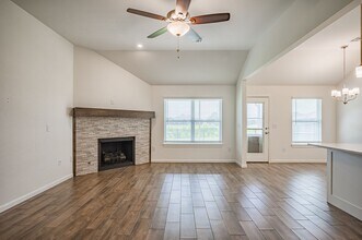 1712 Bloomington Ct in Newcastle, OK - Building Photo - Building Photo