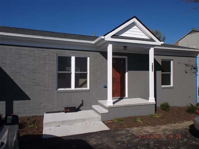 property at 812 Glade Rd