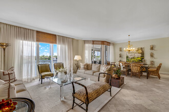 19925 NE 39th Pl in Aventura, FL - Building Photo - Building Photo