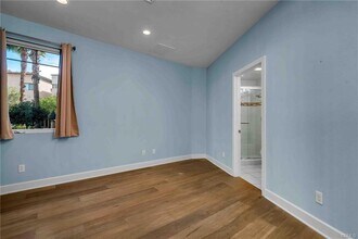 5828 S Sparrow Ct in Los Angeles, CA - Building Photo - Building Photo