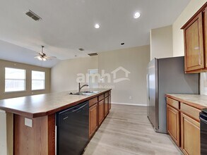 4004 Heavenly Way in Forney, TX - Foto de edificio - Building Photo