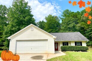 215 Mountain Ridge in Covington, GA - Building Photo