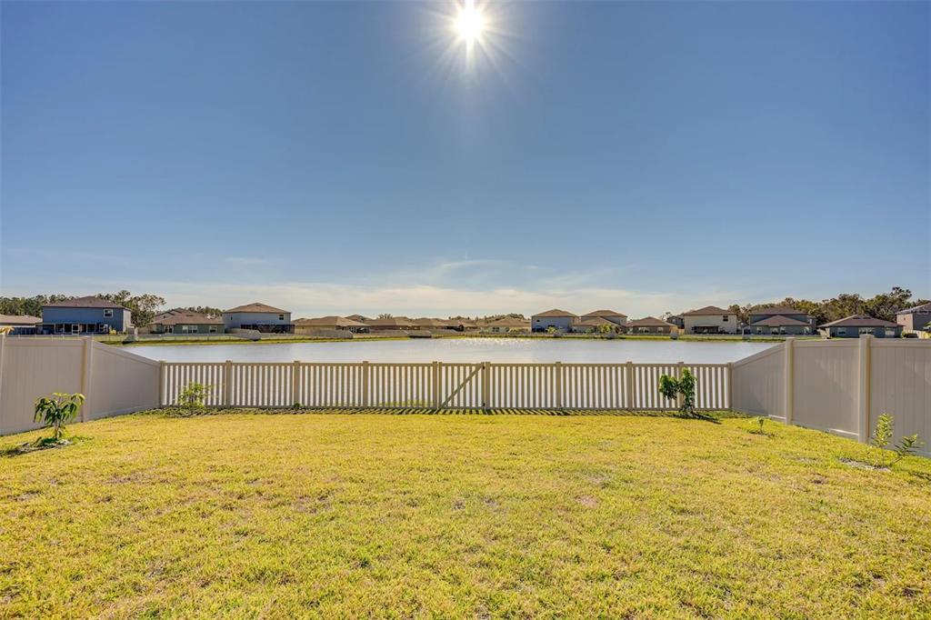 1885 Red Loop in Lakeland, FL - Building Photo