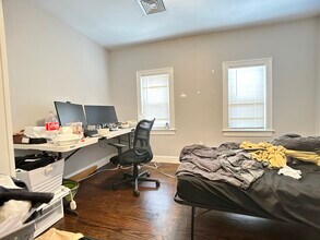 24 Pearson Rd, Unit 3 in Somerville, MA - Building Photo - Building Photo
