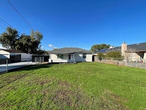 1032 California St in Calimesa, CA - Building Photo - Building Photo
