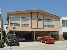 611 N Flores St Apartments