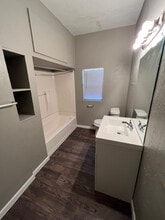 110 SE 32nd St in Oklahoma City, OK - Foto de edificio - Building Photo