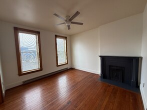 265 N Limestone, Unit 1 in Lexington, KY - Building Photo - Building Photo