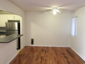 3276 Ashford St in San Diego, CA - Building Photo - Building Photo