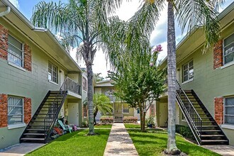 3034 Fairway Ln in Orlando, FL - Building Photo - Building Photo