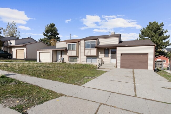5492 Lilac Ave in West Jordan, UT - Building Photo - Building Photo