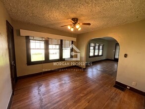 129 Ringwood Way in Anderson, IN - Building Photo - Building Photo