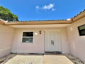 11615 NW 23rd Ct in Coral Springs, FL - Building Photo - Building Photo