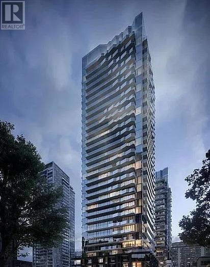 120 Broadway Ave in Toronto, ON - Building Photo