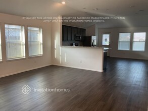 445 Pecan Landing Ln in La Marque, TX - Building Photo - Building Photo