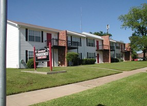 705-715 W Crawford St Apartments