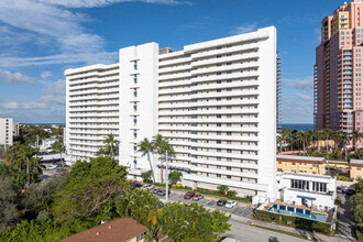 White Egret in Fort Lauderdale, FL - Building Photo - Building Photo