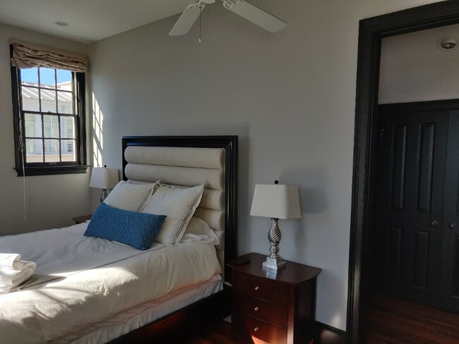 4 Marion St in Charleston, SC - Foto de edificio - Building Photo
