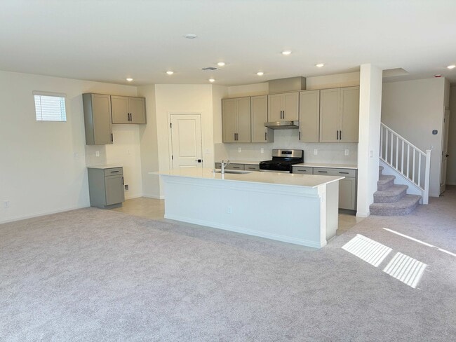 7339 Davenbury St in Las Vegas, NV - Building Photo - Building Photo