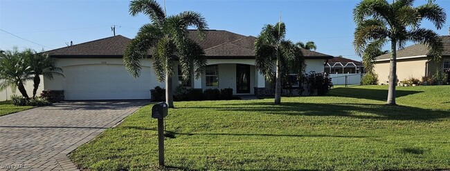 1306 SW 33rd St in Cape Coral, FL - Building Photo - Building Photo