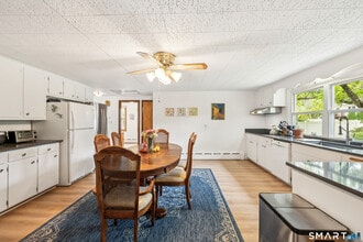 65 Birge Ave in Windsor Locks, CT - Building Photo - Building Photo