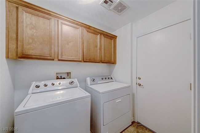 property at 1571 Plaza Centre Dr