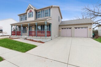 2620 Camden Dr in Ames, IA - Building Photo - Building Photo