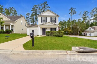 381 Valley Heights Ln in Columbia, SC - Building Photo