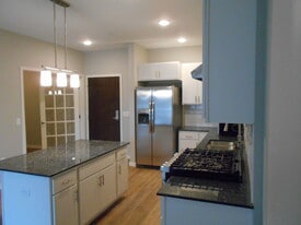 The Heights of Mendota in Mendota Heights, MN - Building Photo