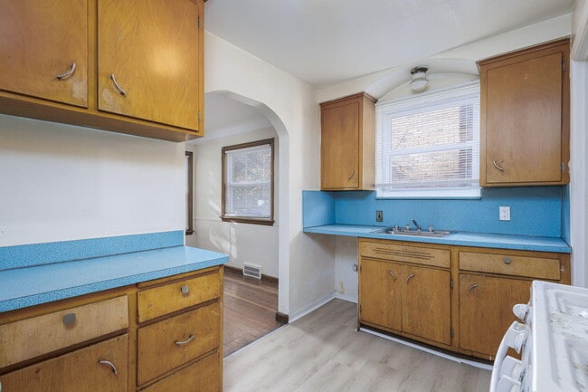 10929 Worden St in Detroit, MI - Building Photo - Building Photo