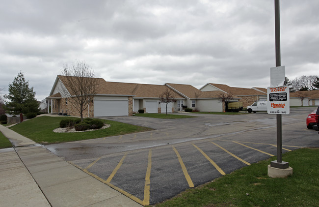 The Condominiums on Chestnut Hill in Kenosha, WI - Building Photo - Building Photo