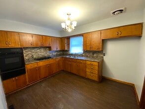 107 S State St in Danville, IL - Building Photo - Building Photo