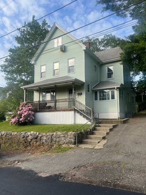 55 Roberts St
