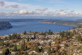 7304 N Skyview Pl in Tacoma, WA - Building Photo - Building Photo